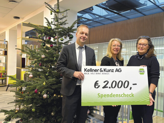 Übergabe der Spende an das 