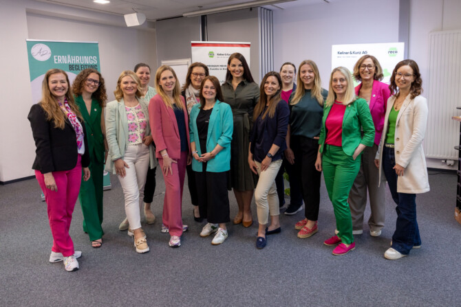 WOMEN4RECA Kernteam